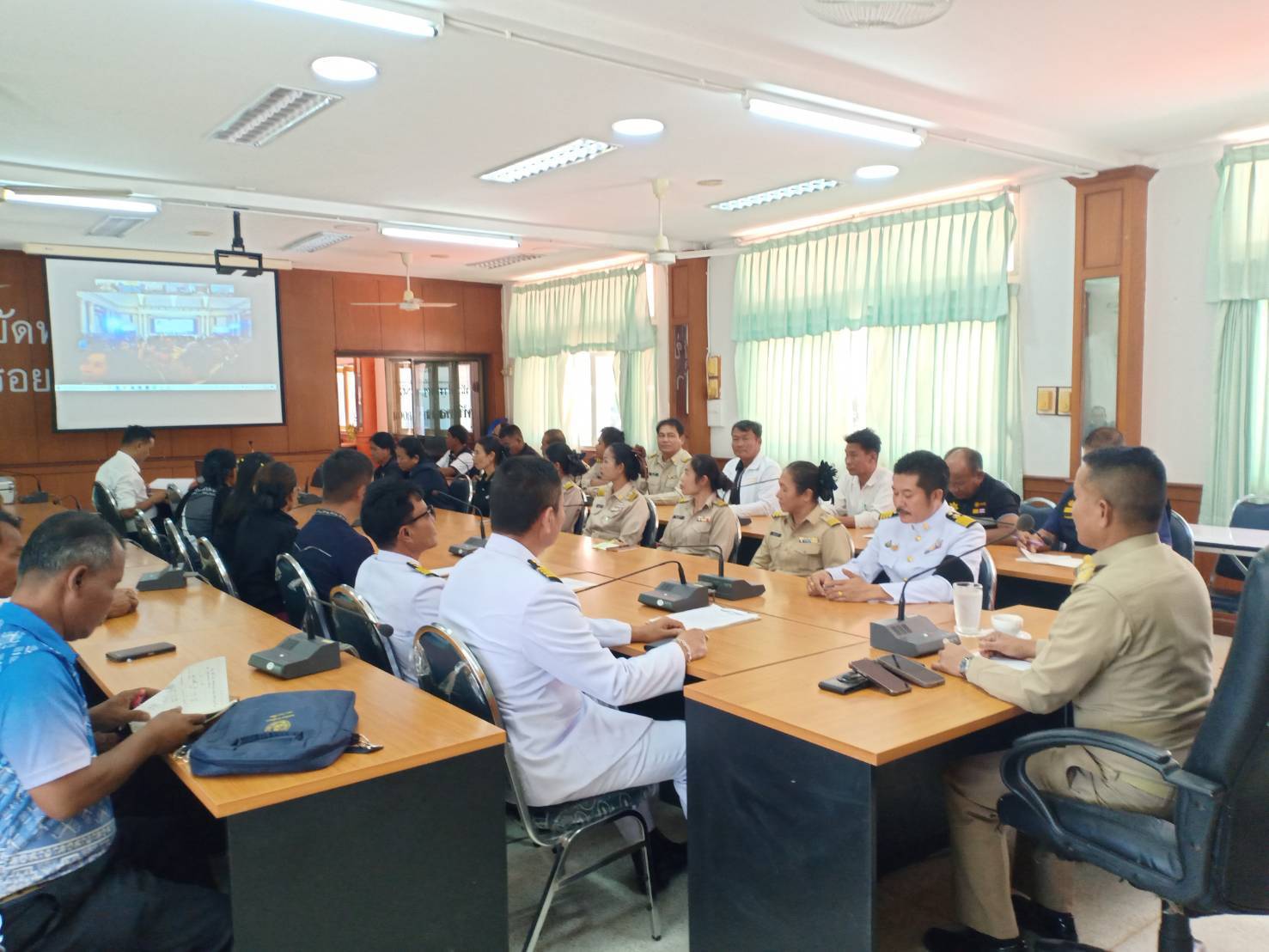 พอ.สังขะ ร่วมการประชุม Kick – Off มอบนโยบายและแนวทางการขับเคลื่อนการดำเนินงานด้านการยุติความรุนแรงต่อสตรีในระดับพื้นที่